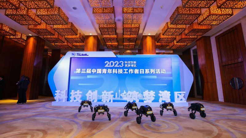 数据服务开发步骤详解：从需求分析到部署上线